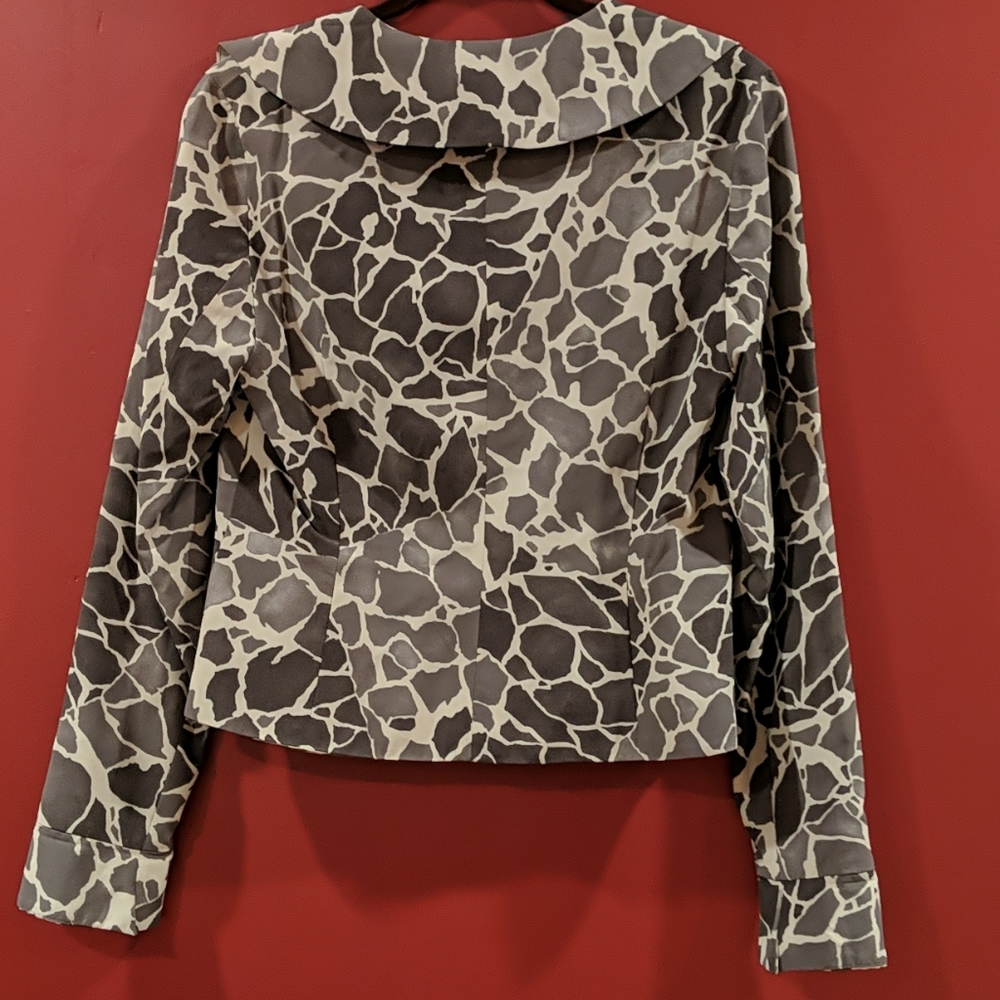 Women's jacket - Picture 4 of 4